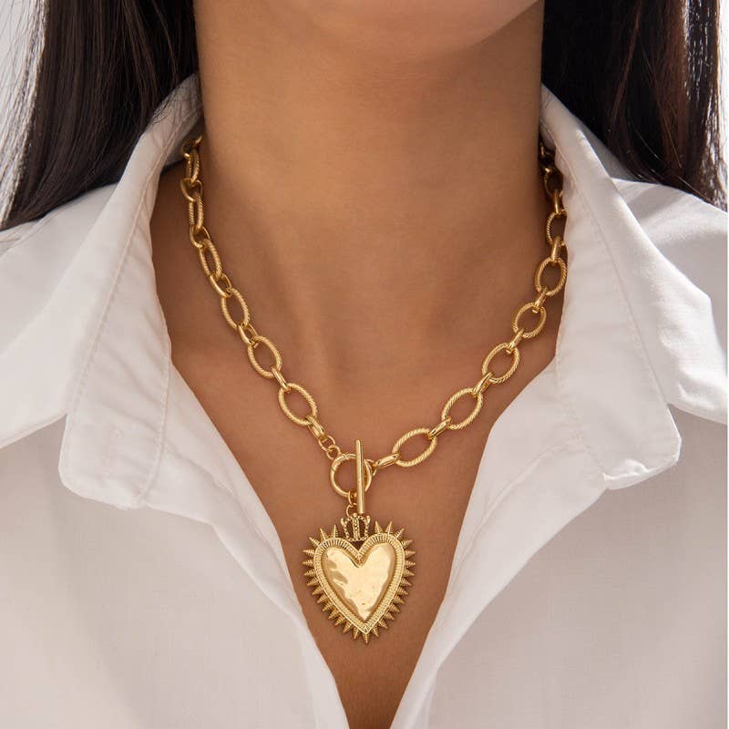 Gold Heart Chunky Pendant Chain Necklace